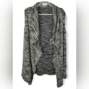 Sleeveless waterfall drape style cardigan